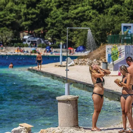 Apartmán Awesome In Okrug Gornji Trogir